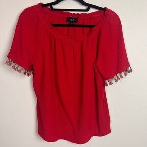 AGB shirt puckered short sleeve tassels size small
